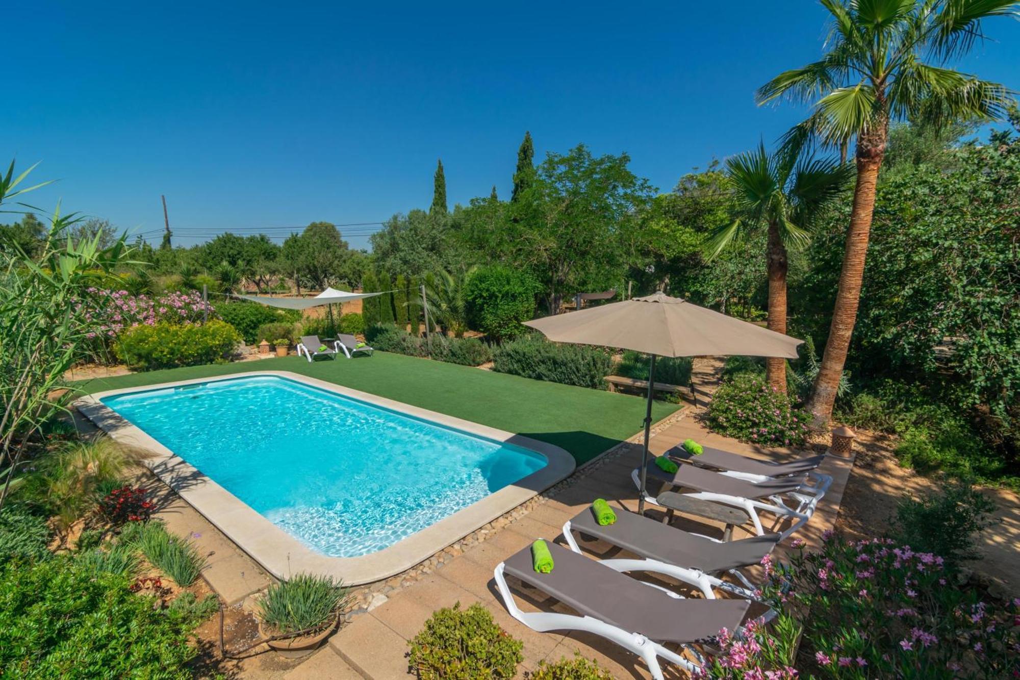 Villa Cas Pilot Santa Maria del Cami (Mallorca)